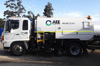 Road Sweeper hourly hire or weekly spill clean ups, site sweeping
